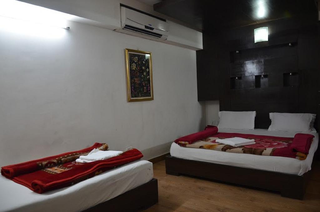 Hotel Durga International نيودلهي الغرفة الصورة